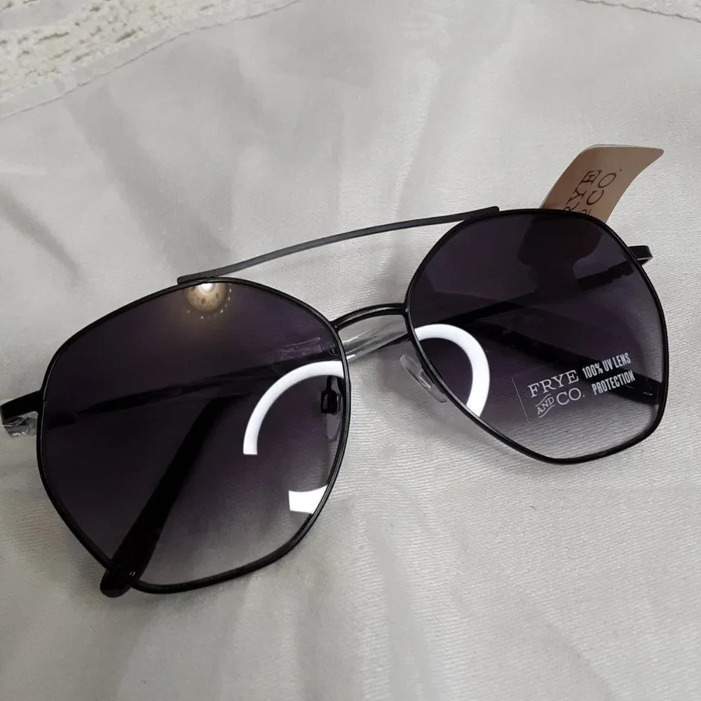 FRYE & CO Aviator Sunglasses